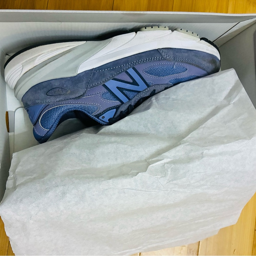 Men’s New Balance 990 v6 Purple with Navy trim Sneakers